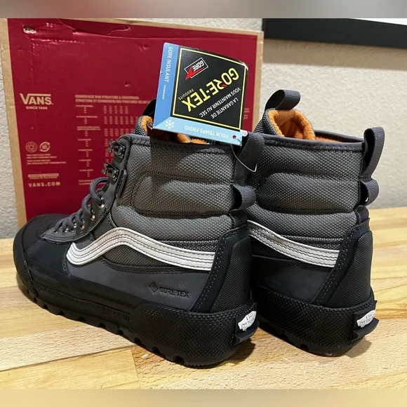 MTE vans Sk8-hi Gore-Tex Snow boots insulated sz. Mens 8 womens 9.5 - Picture 7 of 10